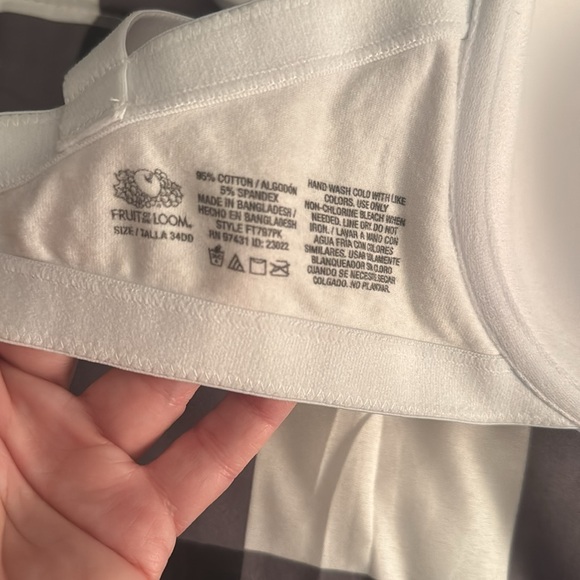 3, 96% cotton tee shirt bras 34DD - Picture 3 of 4